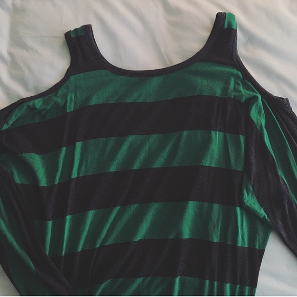 Cold Cold-Shoulder Striped Top - Picture 2 of 3